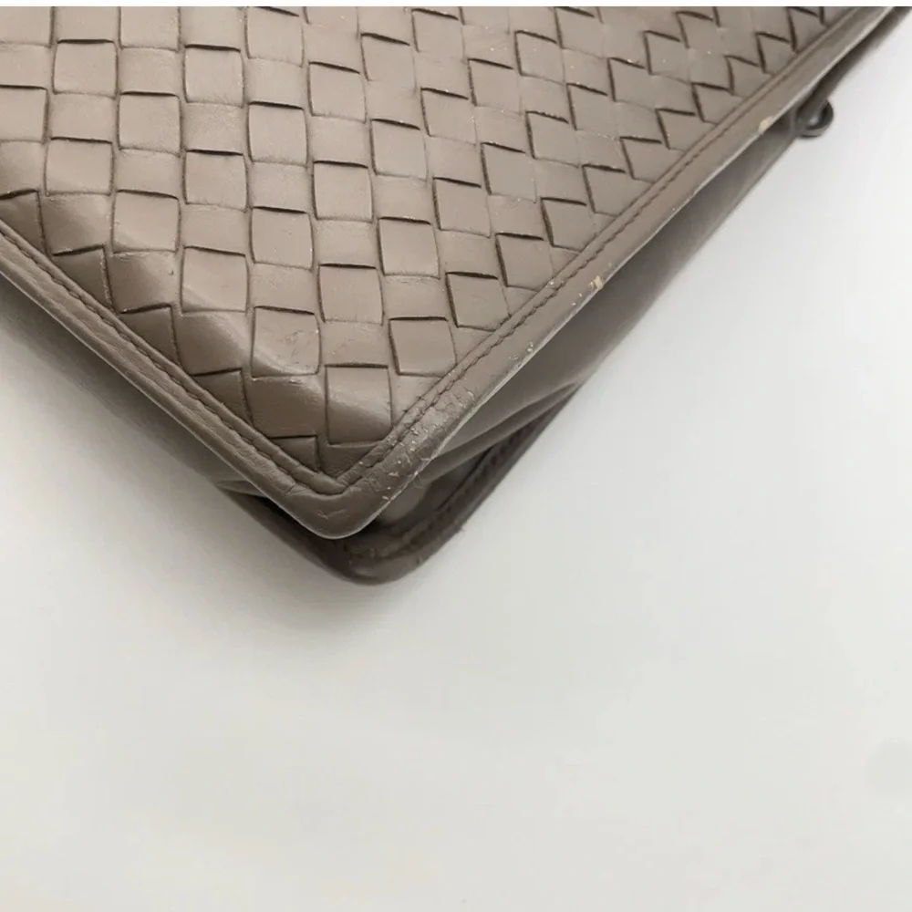 BOTTEGA VENETA Unisex Sophisticated Intrecciato Grey Woven Leather Briefcase